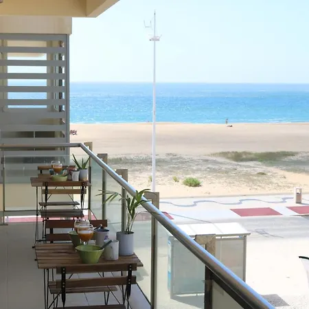 Beach Nazare, 7 People Nazare